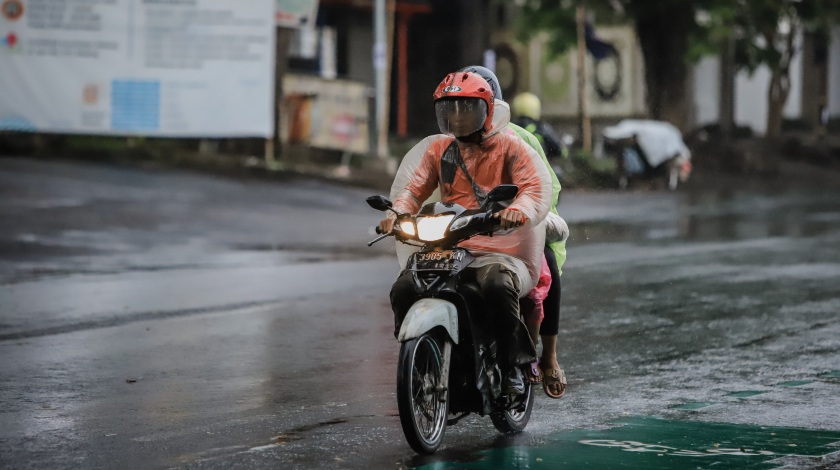 Riding in rainy weather